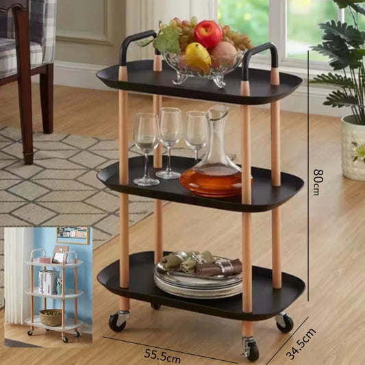 طاولة قهوة بجانب الأريكة وعربة تقديم